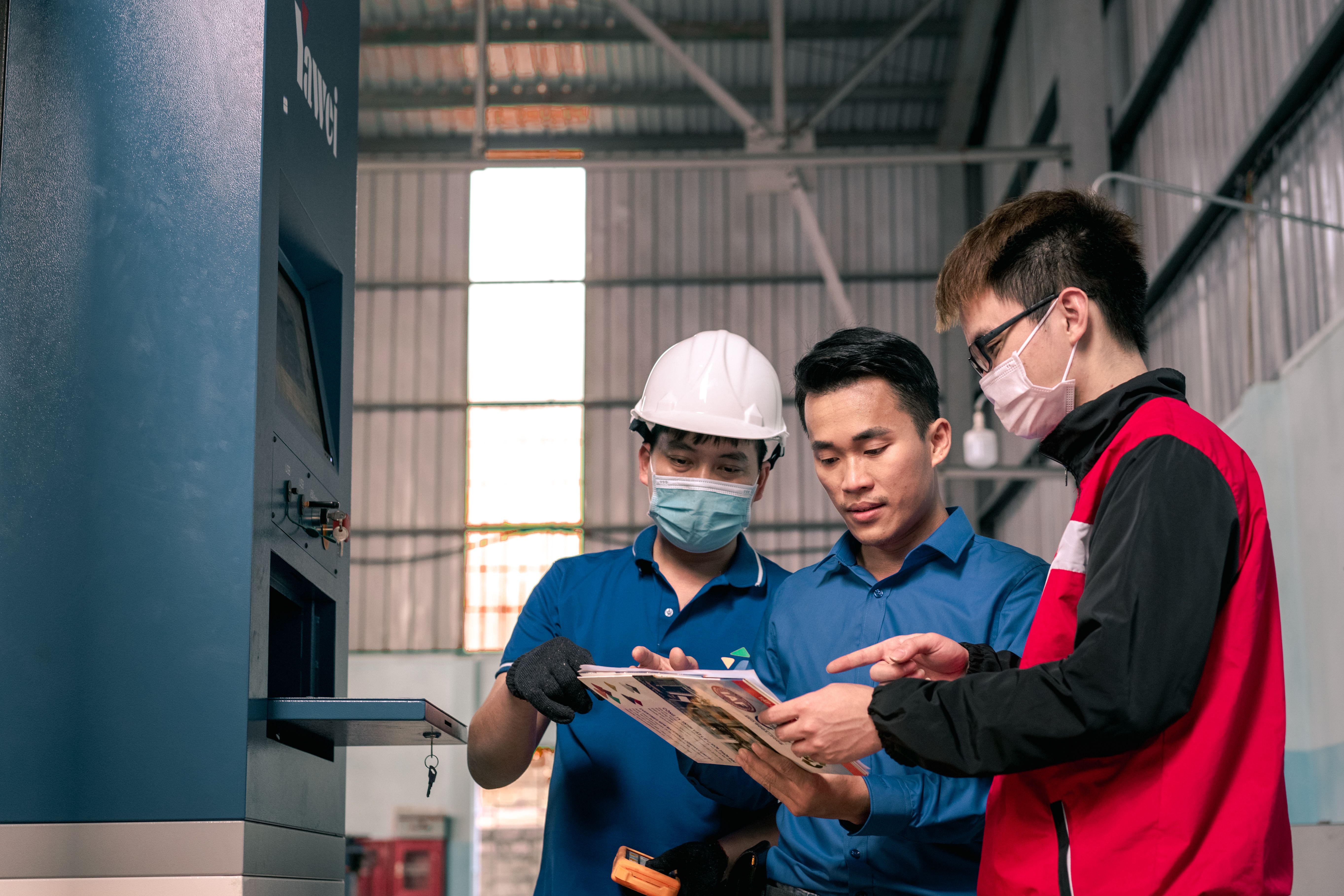 Specialized Manufacturing Management